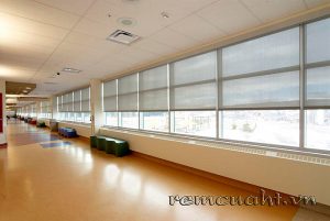 rèm cuốn lưới 13